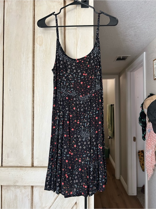 Aeropostale Dresses & Skirts - Aeropostale Black Mini Slip Dress with Red & White Floral Print